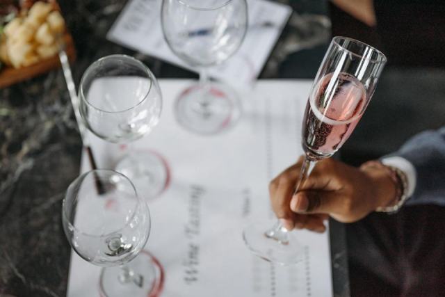 Conservation et service des vins pétillants : crémant, lambrusco et champagne Vins pétillants : conservation du crémant, lambrusco et champagne